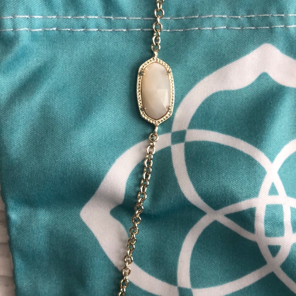 Kendra Scott necklace - Picture 2 of 2